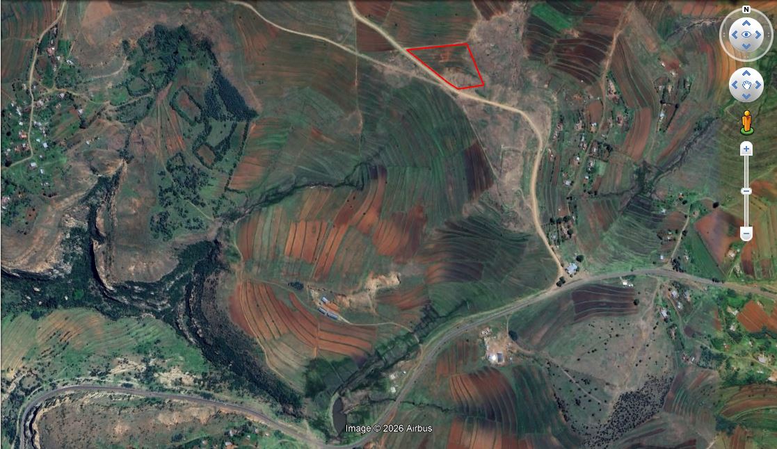 Tsimo e boholo ba 5 Acres and 9 ft Nazareth Libakha selling for 300k negotiable