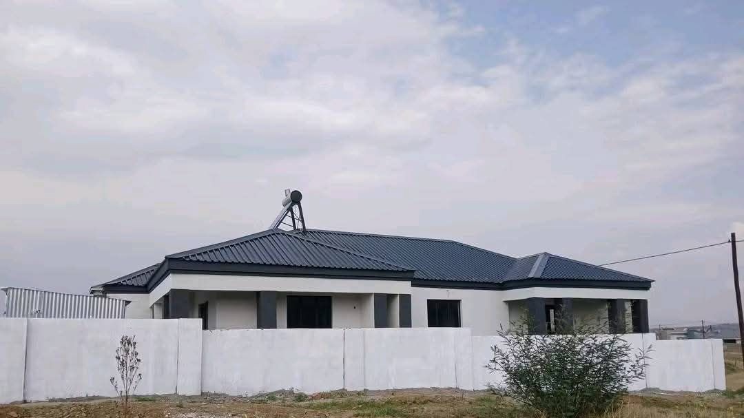 Property thumbnail 2