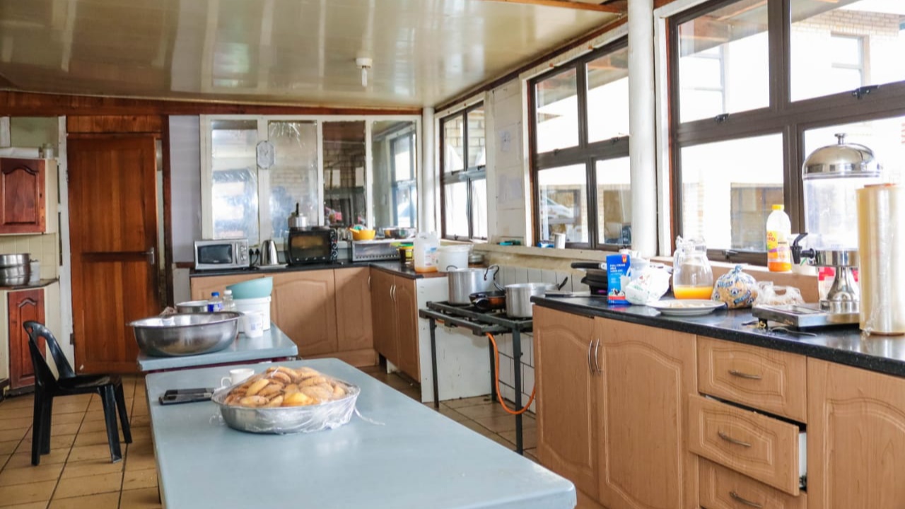 Property thumbnail 2