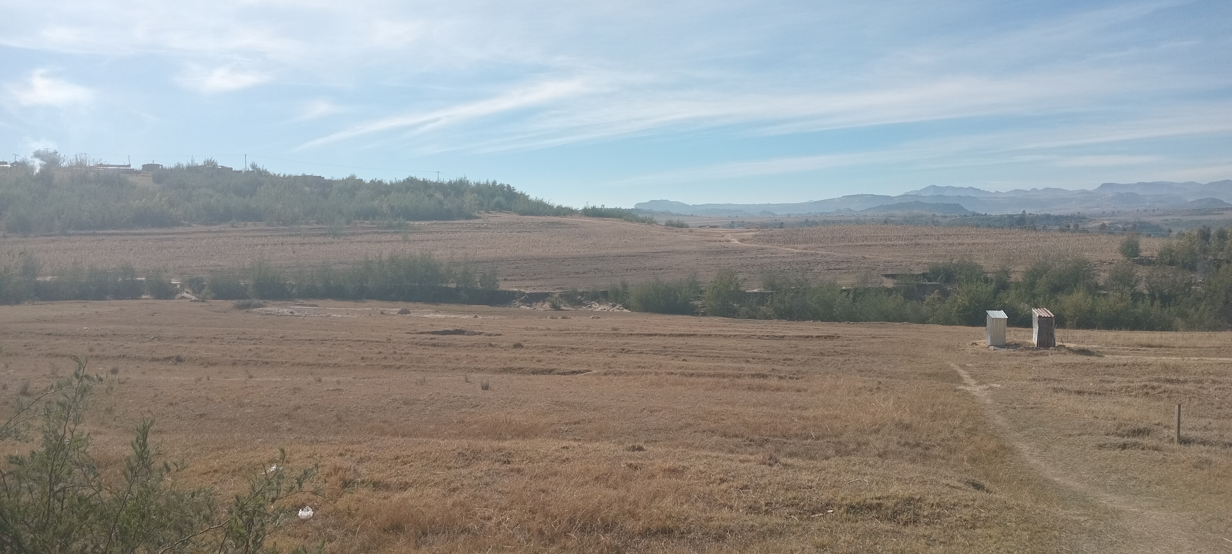 Site for sale at Mazenod, Ha Rasebesoane - near Disneyland BnB. Size - 30m x 30m. Selling price - M70,000. Document - Form C