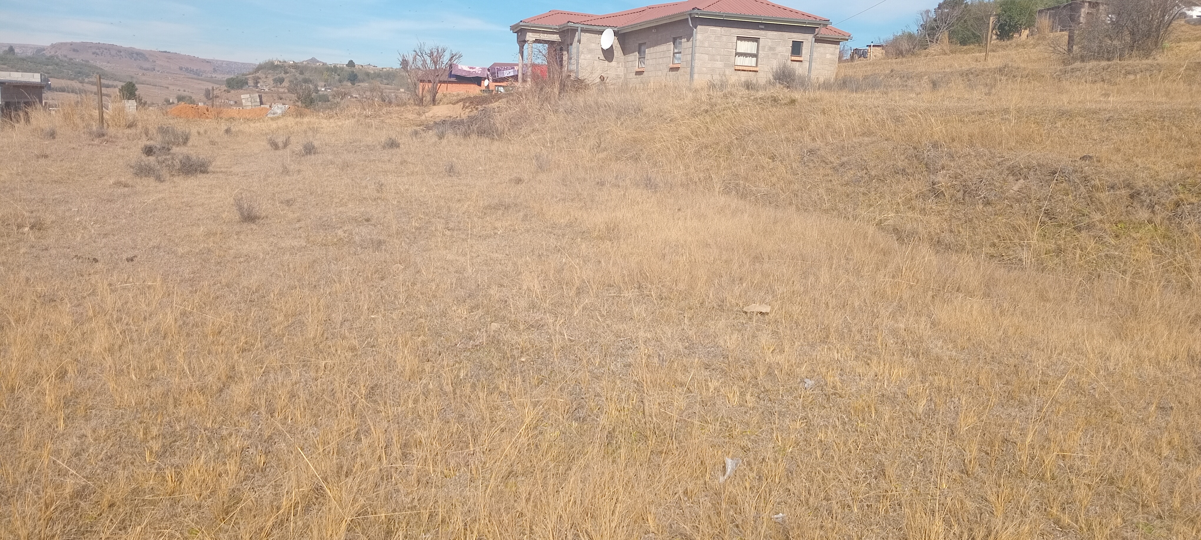Site for sale at Mazenod, Ha Rasebesoane - near Disneyland BnB. Size - 30m x 30m. Selling price - M70,000. Document - Form C